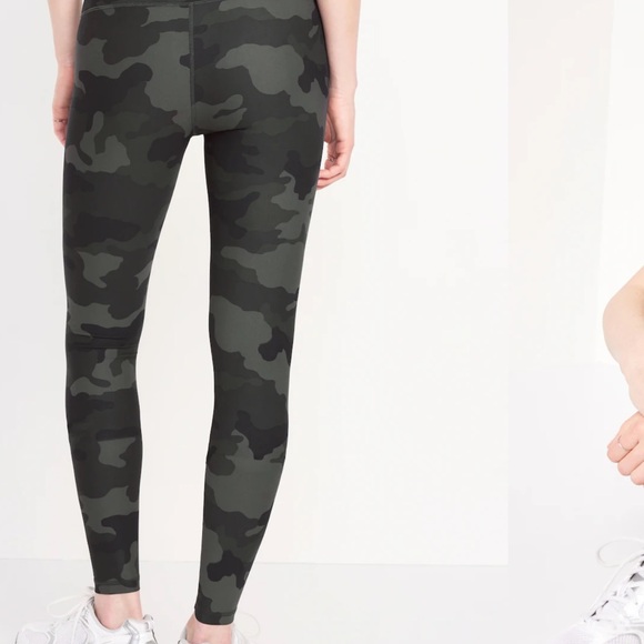 NWT OLD NAVY High-Waisted PowerSoft Full-Length Leggings CAMO SIZE MEDIUM - Picture 2 of 10